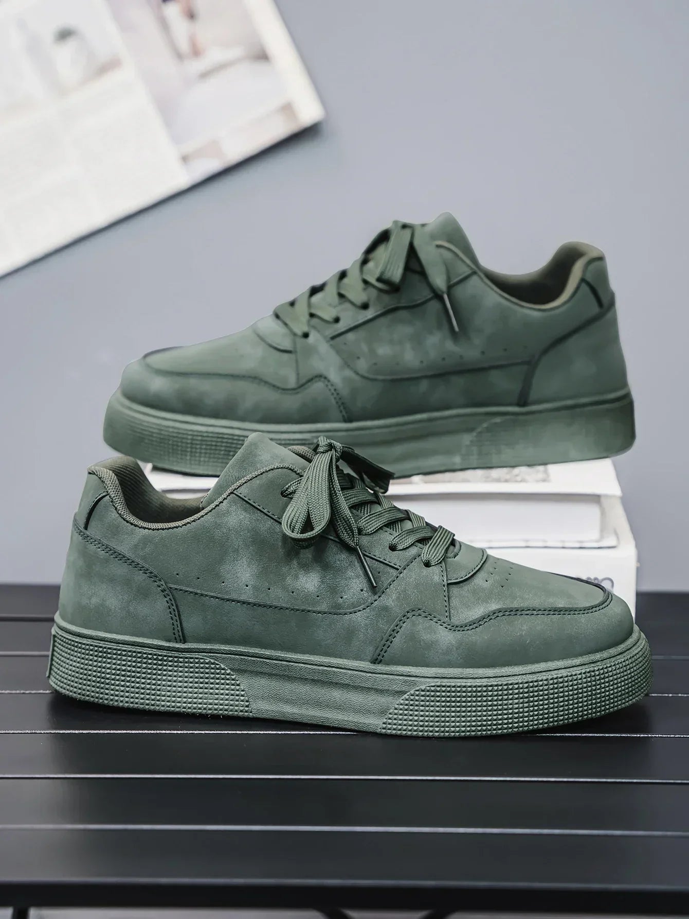 CORVO SUEDE SNEAKERS
