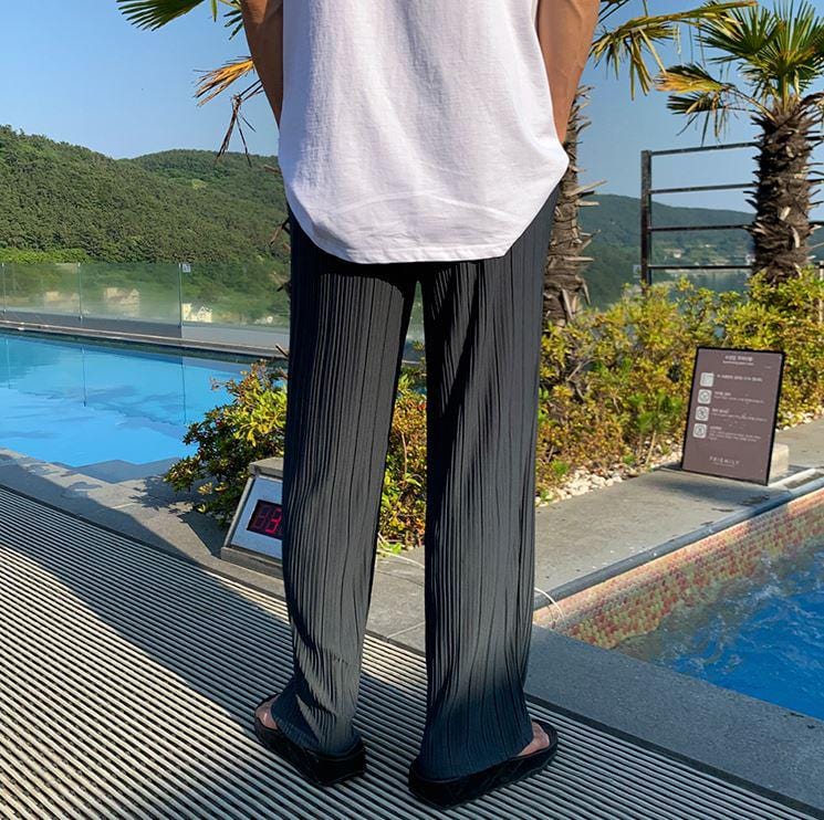 Luné Pleated Trousers