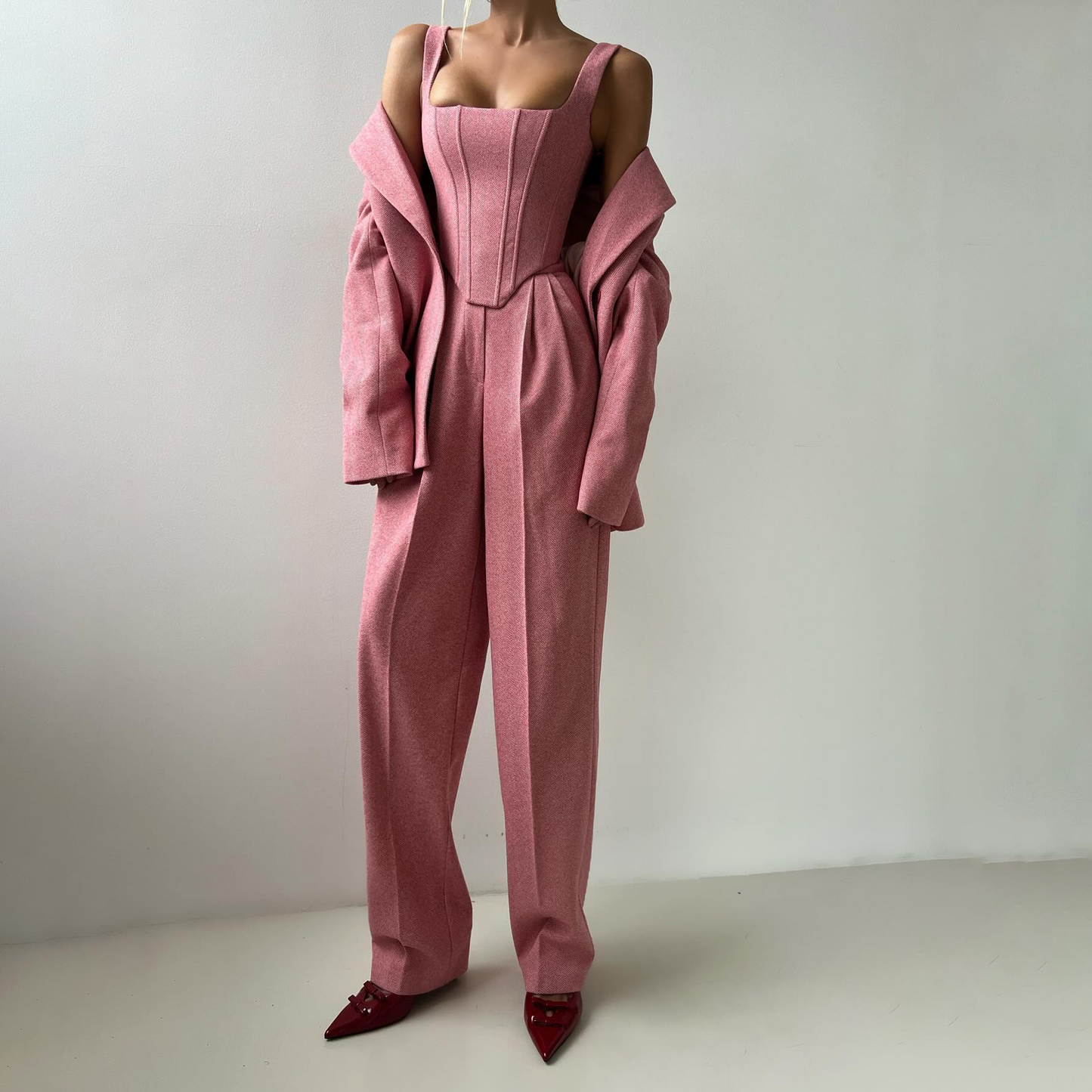 VALERIA TAILORED SET