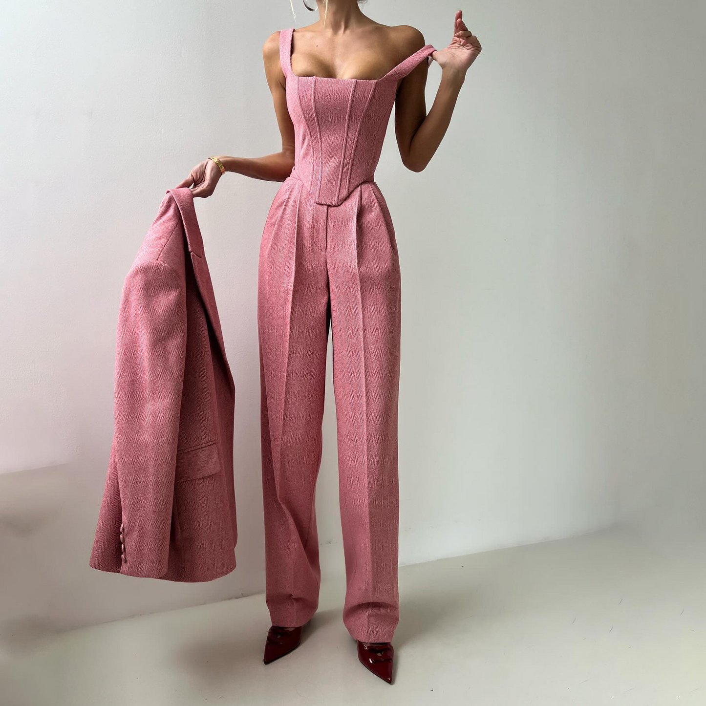 VALERIA TAILORED SET