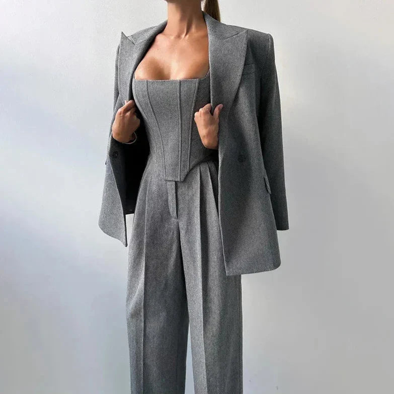 VALERIA TAILORED SET